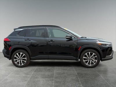 2025 Toyota Corolla Cross XLE