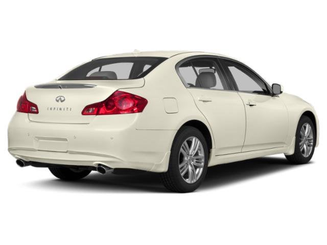 2015 INFINITI Q40 Base