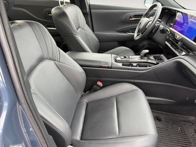 2025 Toyota Crown Signia XLE