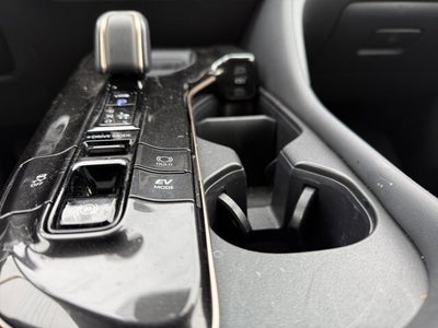 2025 Toyota Crown Signia XLE