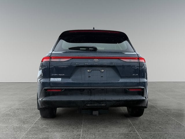 2025 Toyota Crown Signia XLE