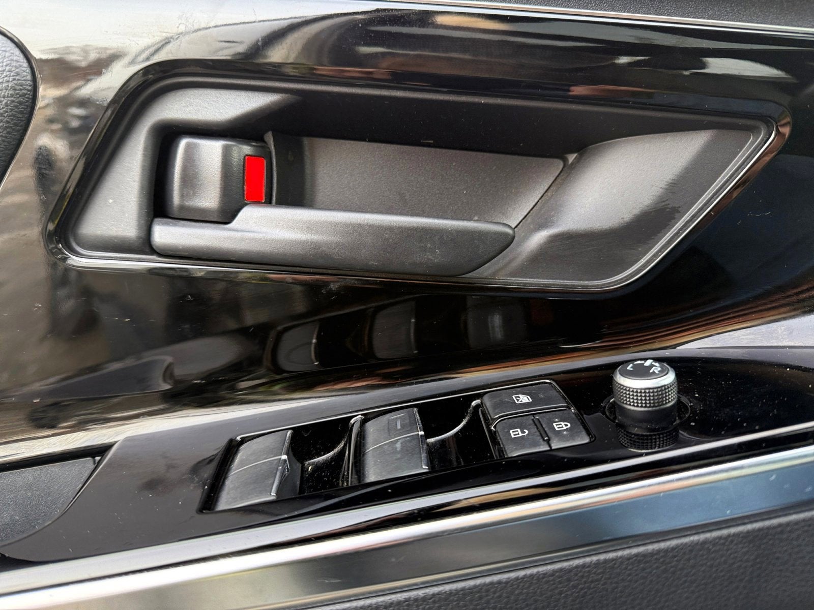 2023 Toyota bZ4X Limited