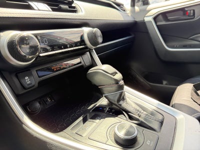 2019 Toyota RAV4 Hybrid LE