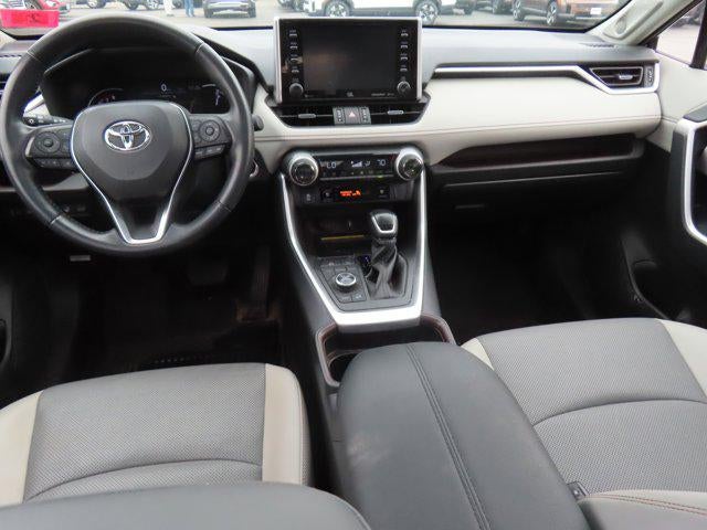 2020 Toyota RAV4 Limited