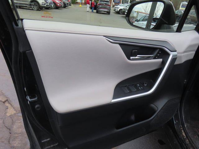 2020 Toyota RAV4 Limited