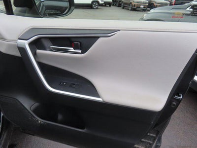 2020 Toyota RAV4 Limited