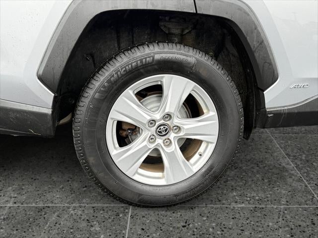 2019 Toyota RAV4 Hybrid XLE