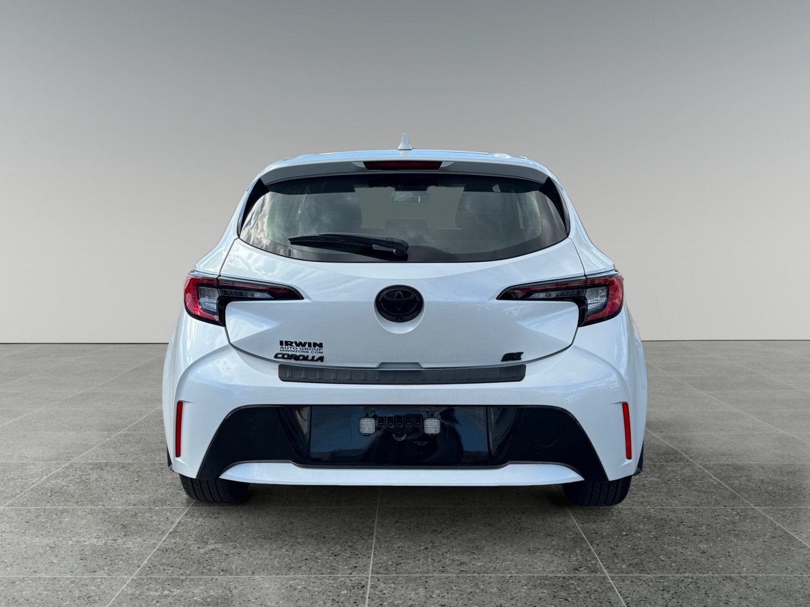 2025 Toyota Corolla Hatchback SE