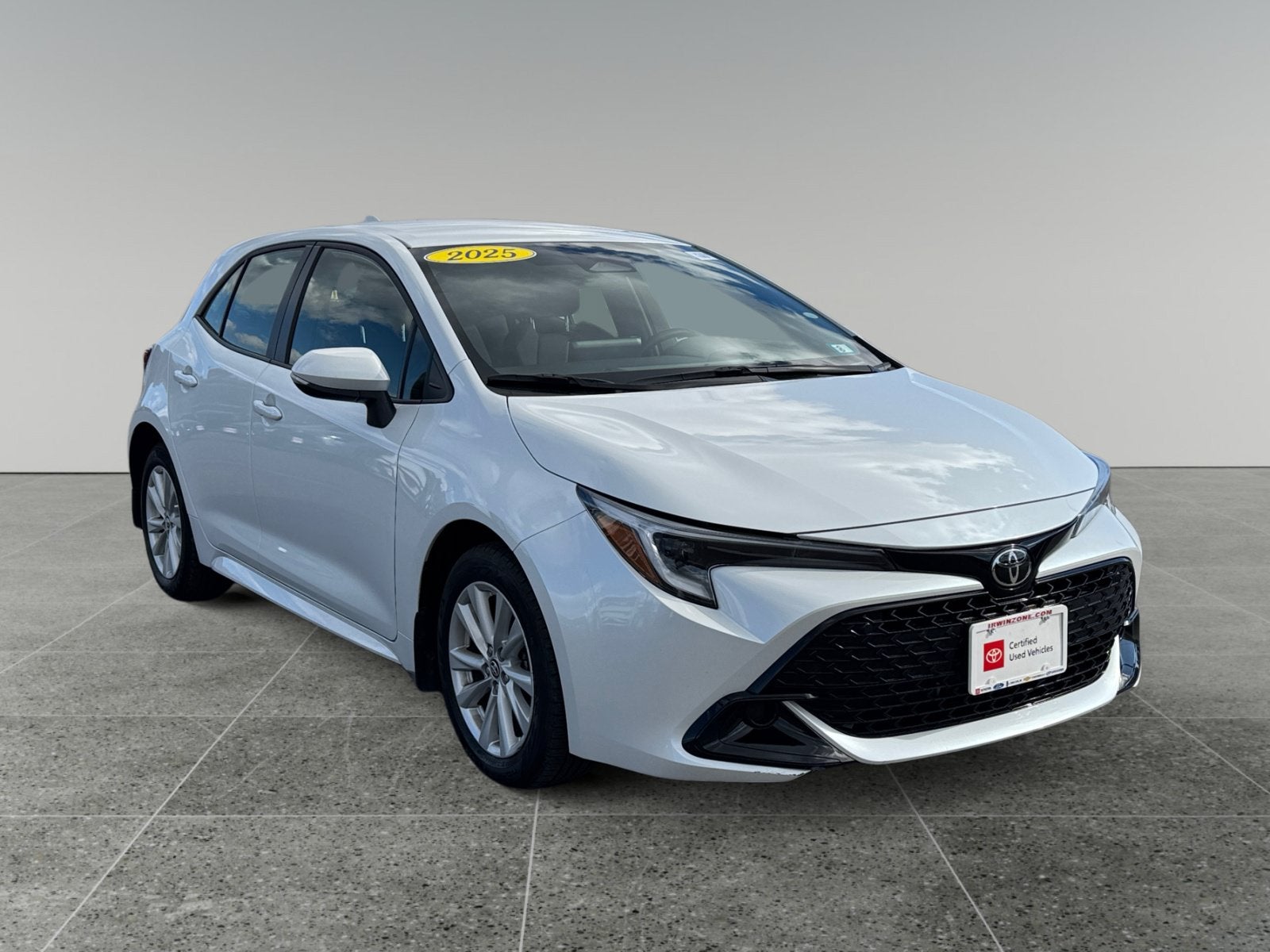 2025 Toyota Corolla Hatchback SE