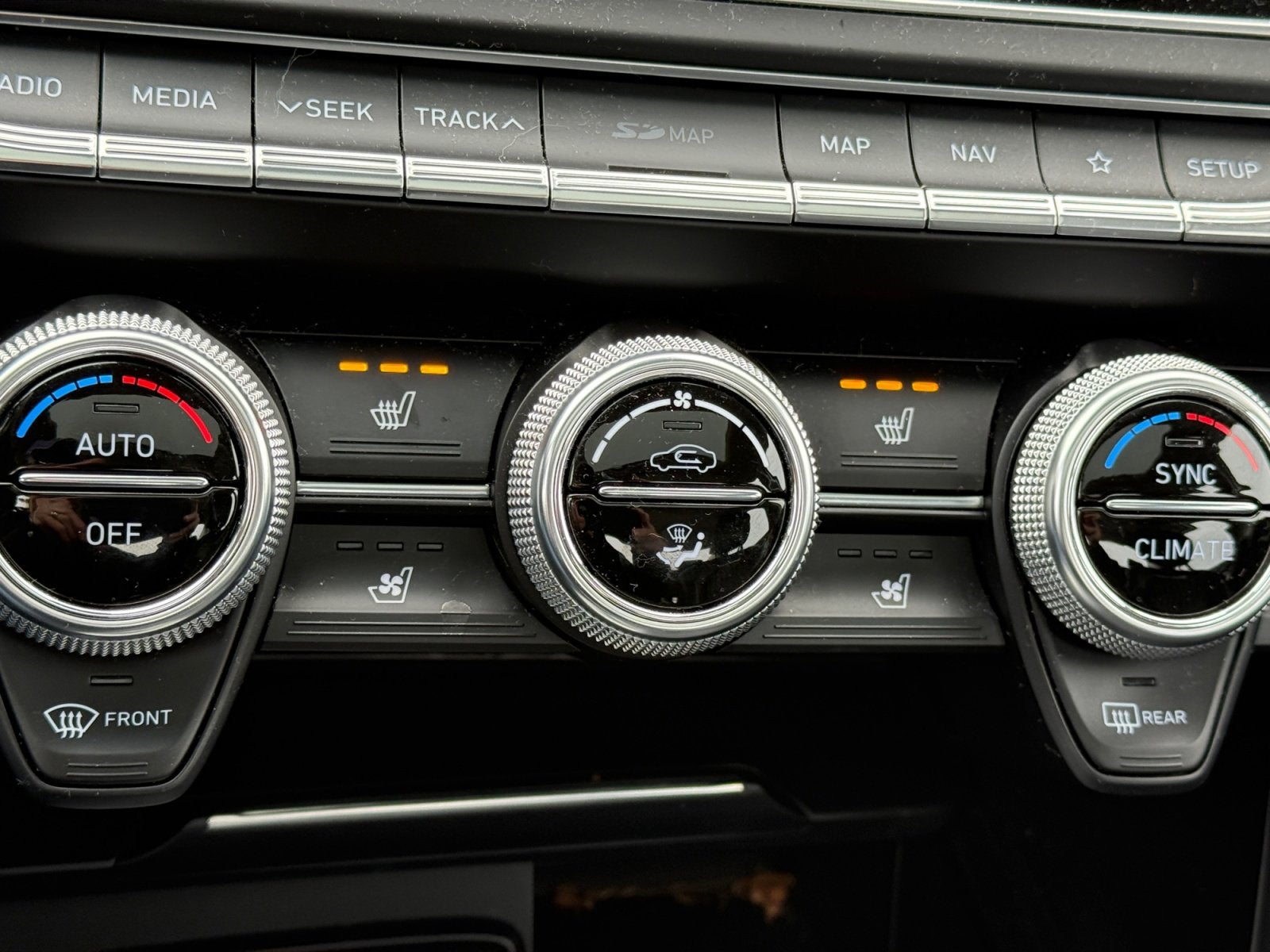 2019 Genesis G70 2.0T Advanced