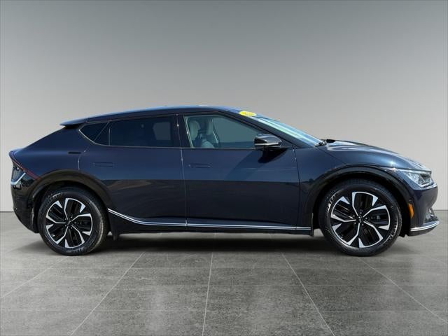 2022 Kia EV6 Wind