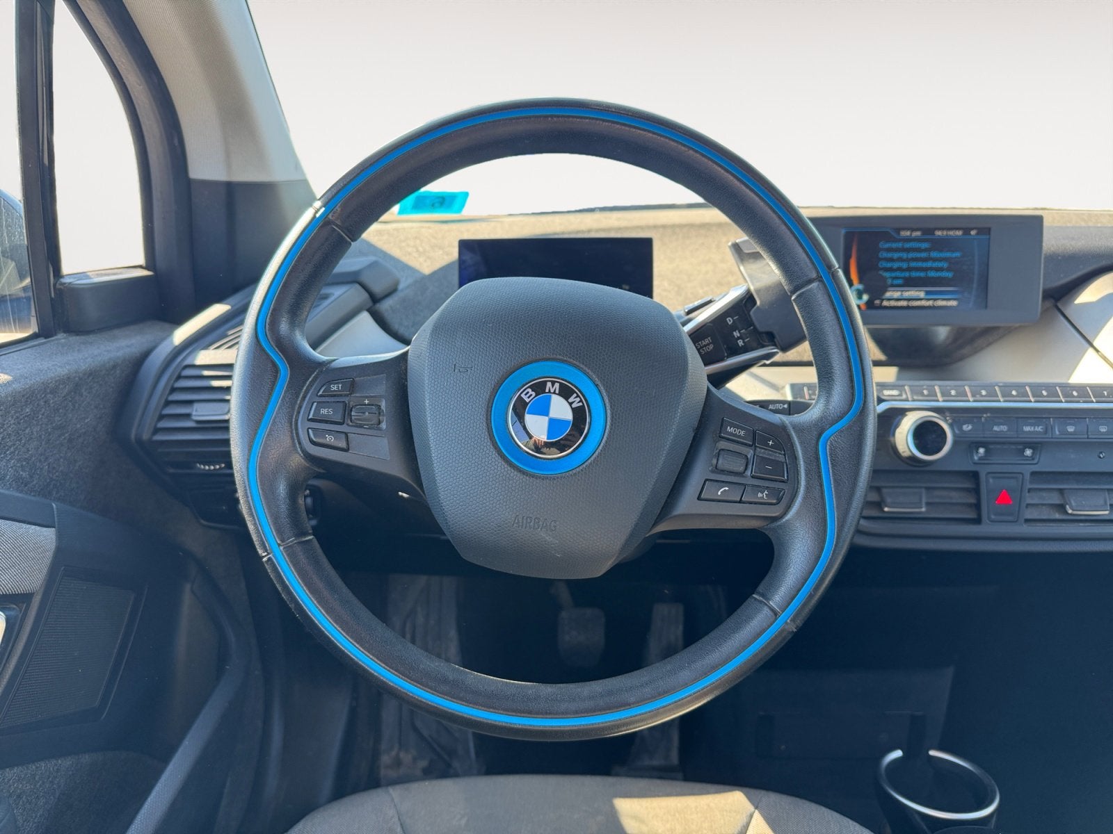 2017 BMW i3 94Ah w/Range Extender
