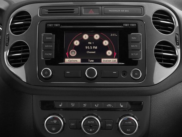 2016 Volkswagen Tiguan SE