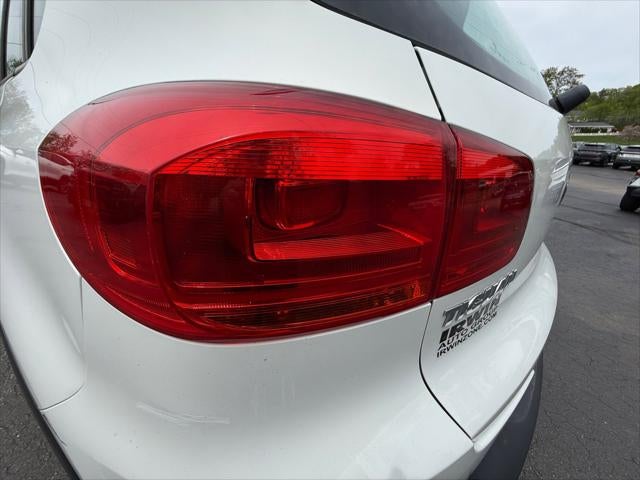2015 Volkswagen Tiguan S