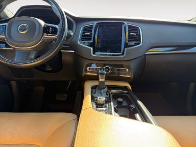 2018 Volvo XC90 Momentum