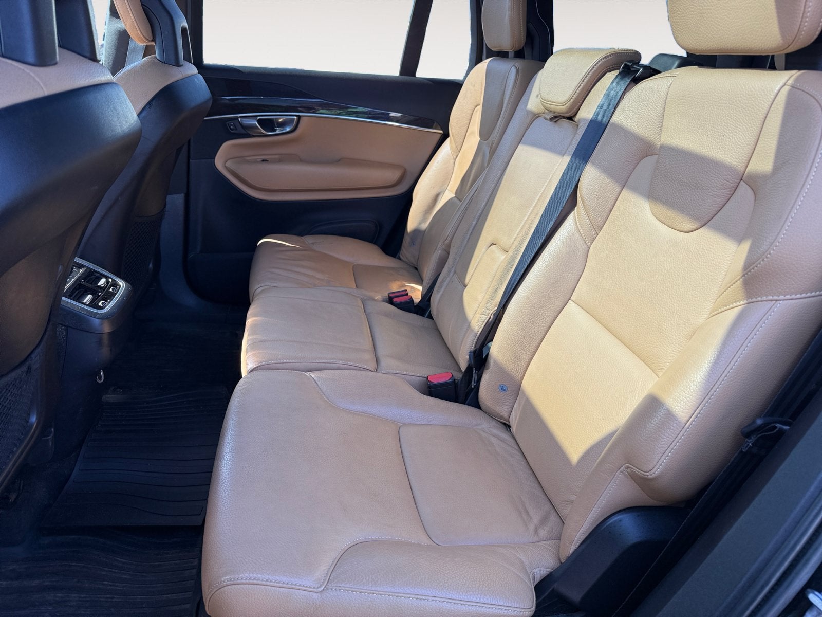 2018 Volvo XC90 Momentum