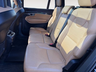2018 Volvo XC90 Momentum