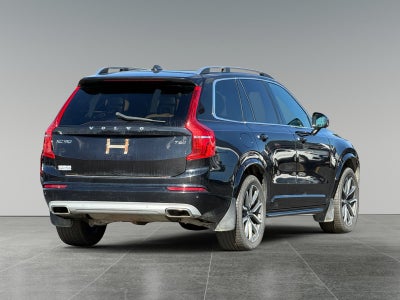 2018 Volvo XC90 Momentum