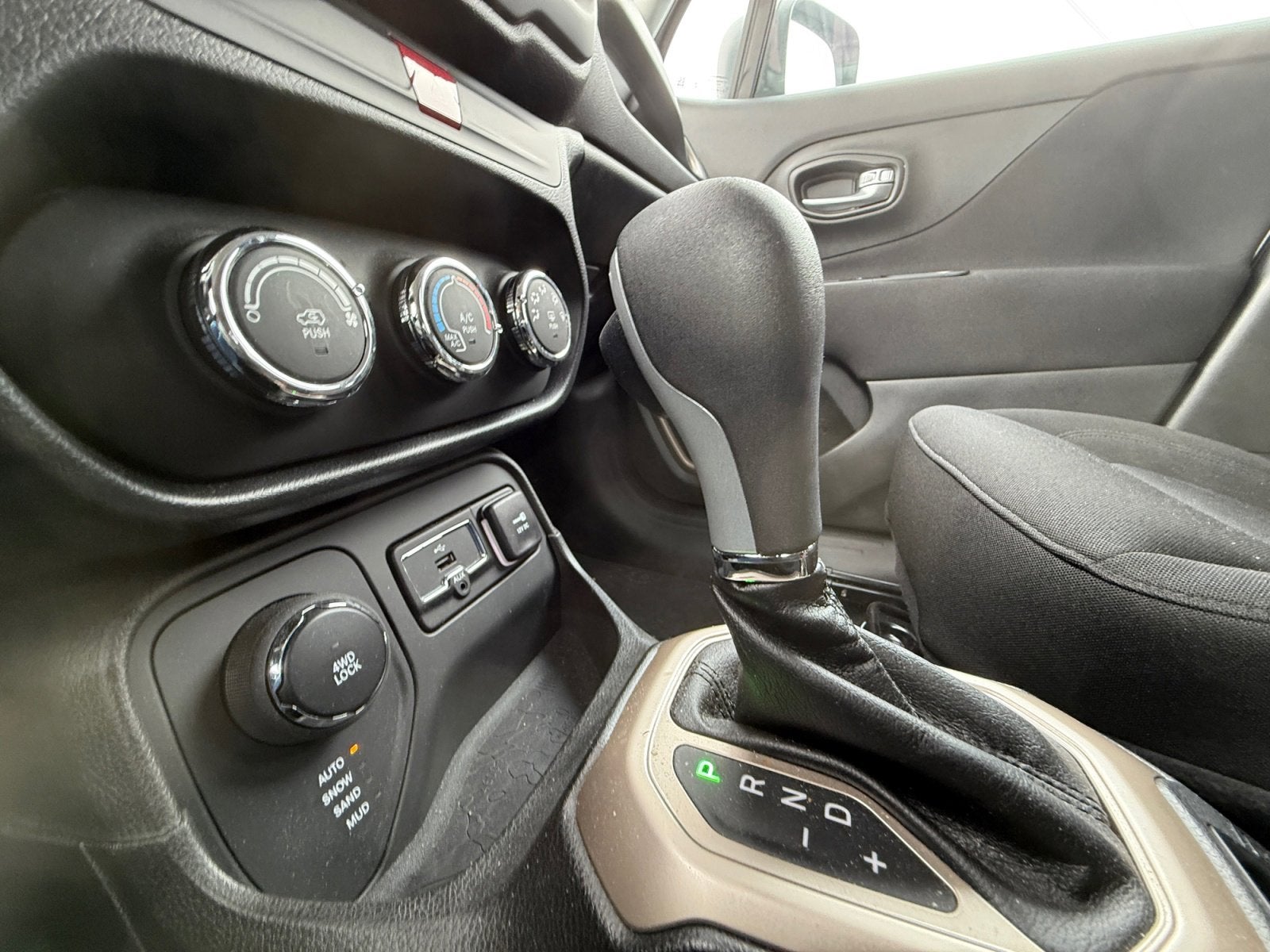 2017 Jeep Renegade Sport